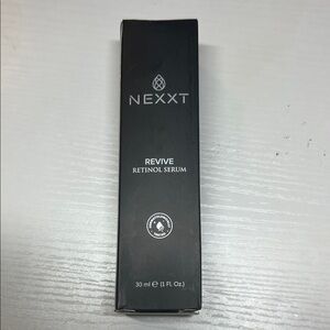 5/$35 BNIB Nexxt Revive Retinol Serum 30ml retails for $80.00 USD